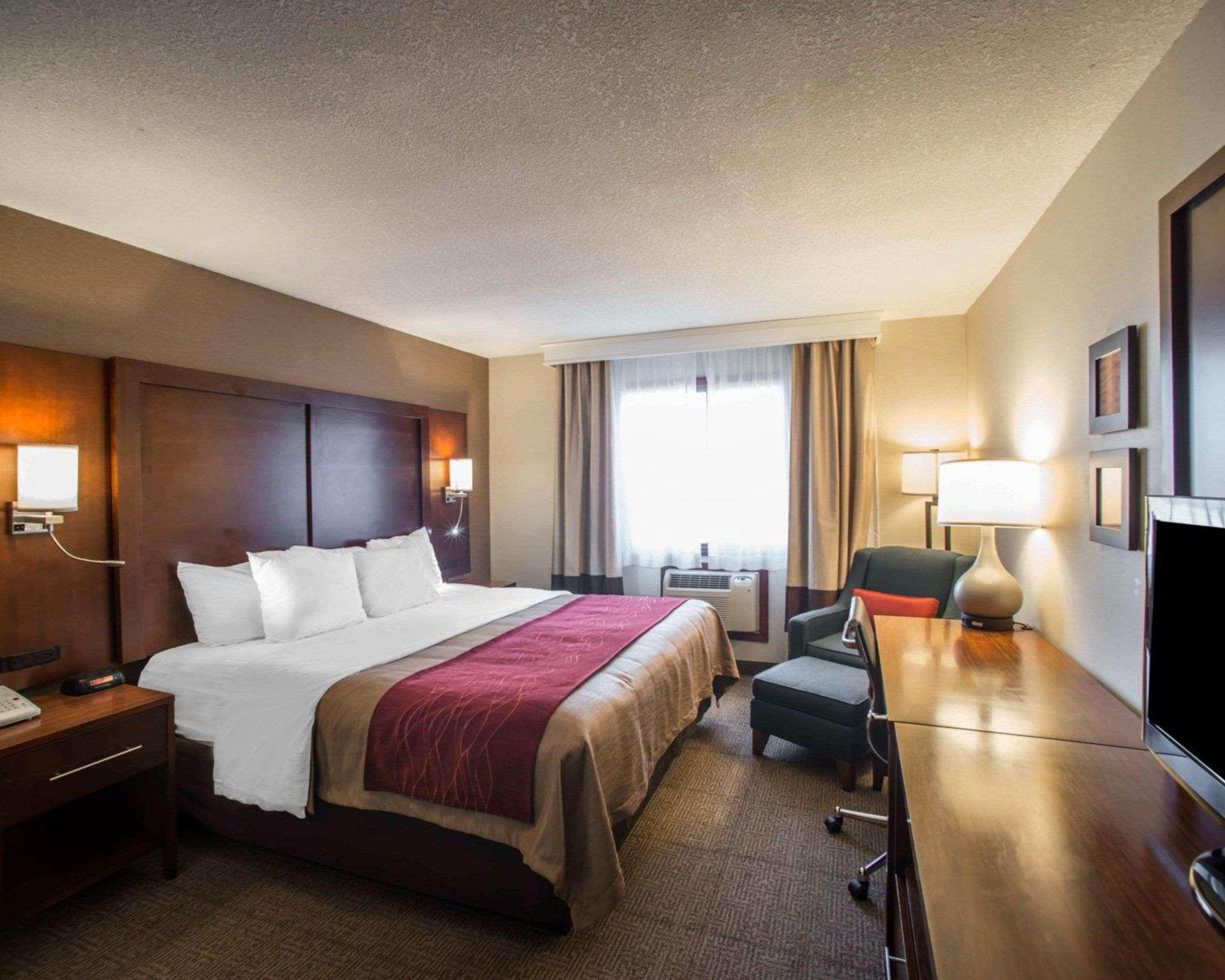 Quality Inn & Suites Boonville - Columbia Экстерьер фото