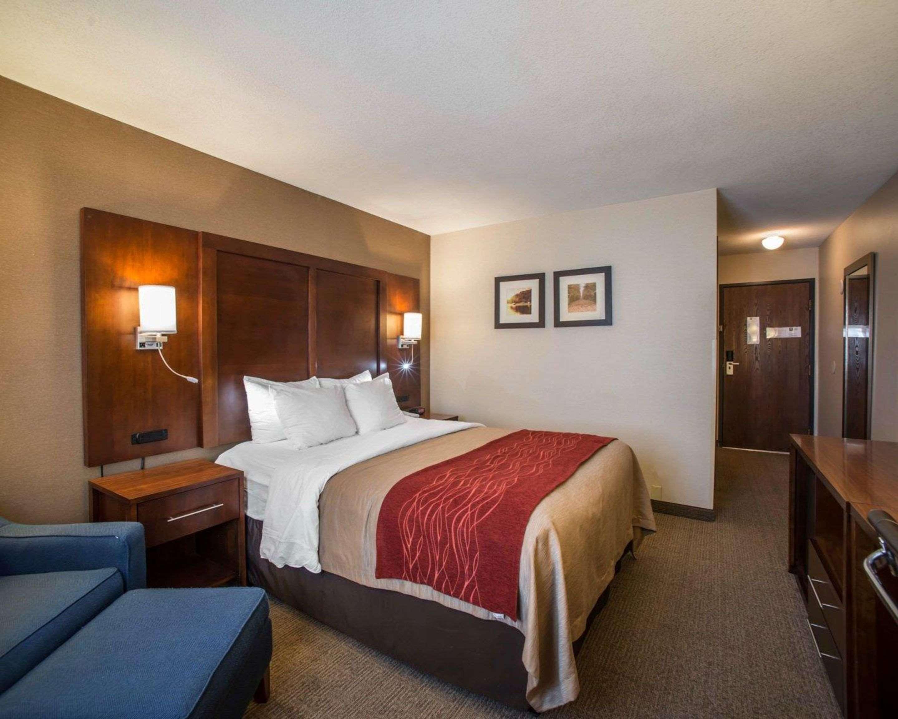 Quality Inn & Suites Boonville - Columbia Экстерьер фото