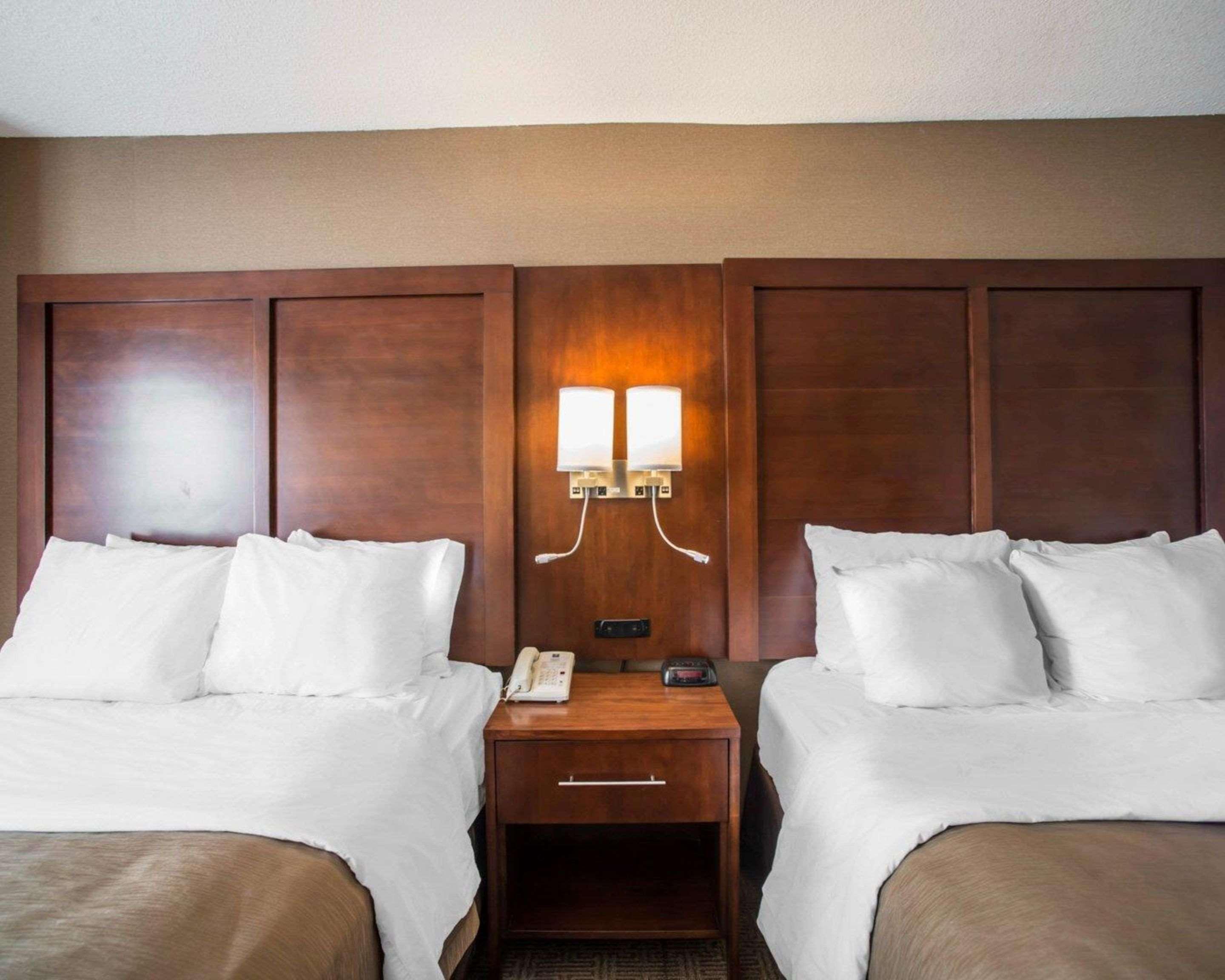 Quality Inn & Suites Boonville - Columbia Экстерьер фото
