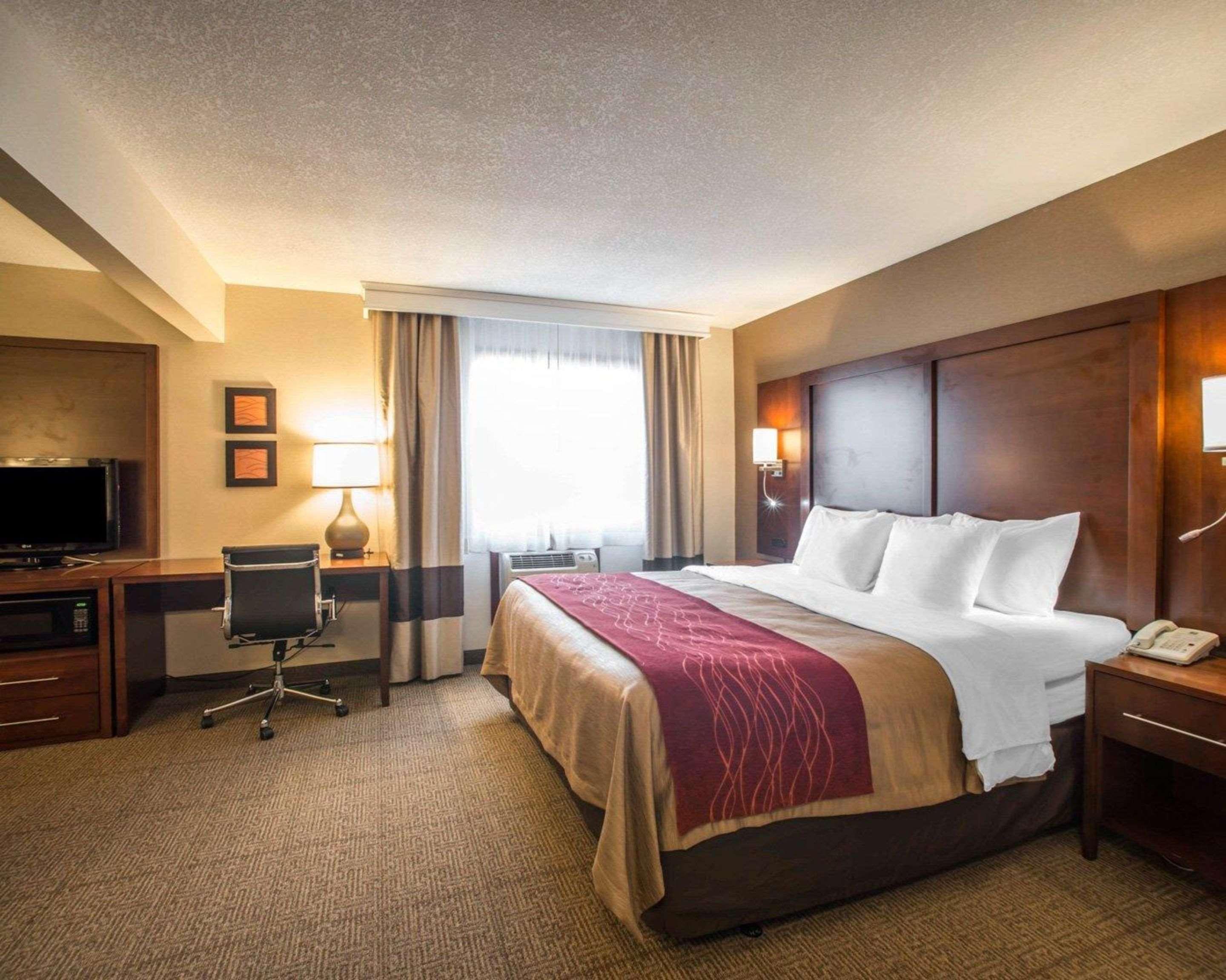 Quality Inn & Suites Boonville - Columbia Экстерьер фото
