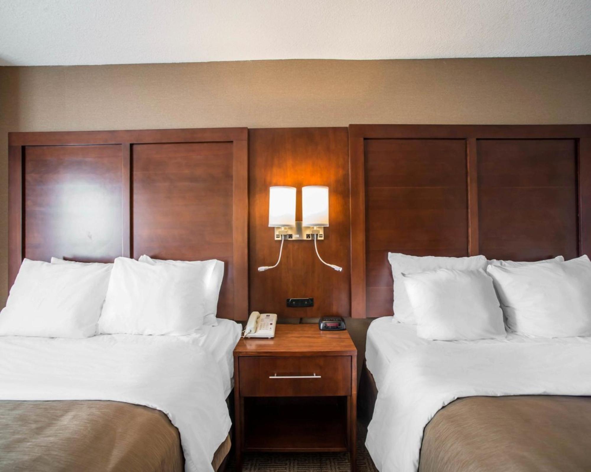 Quality Inn & Suites Boonville - Columbia Экстерьер фото