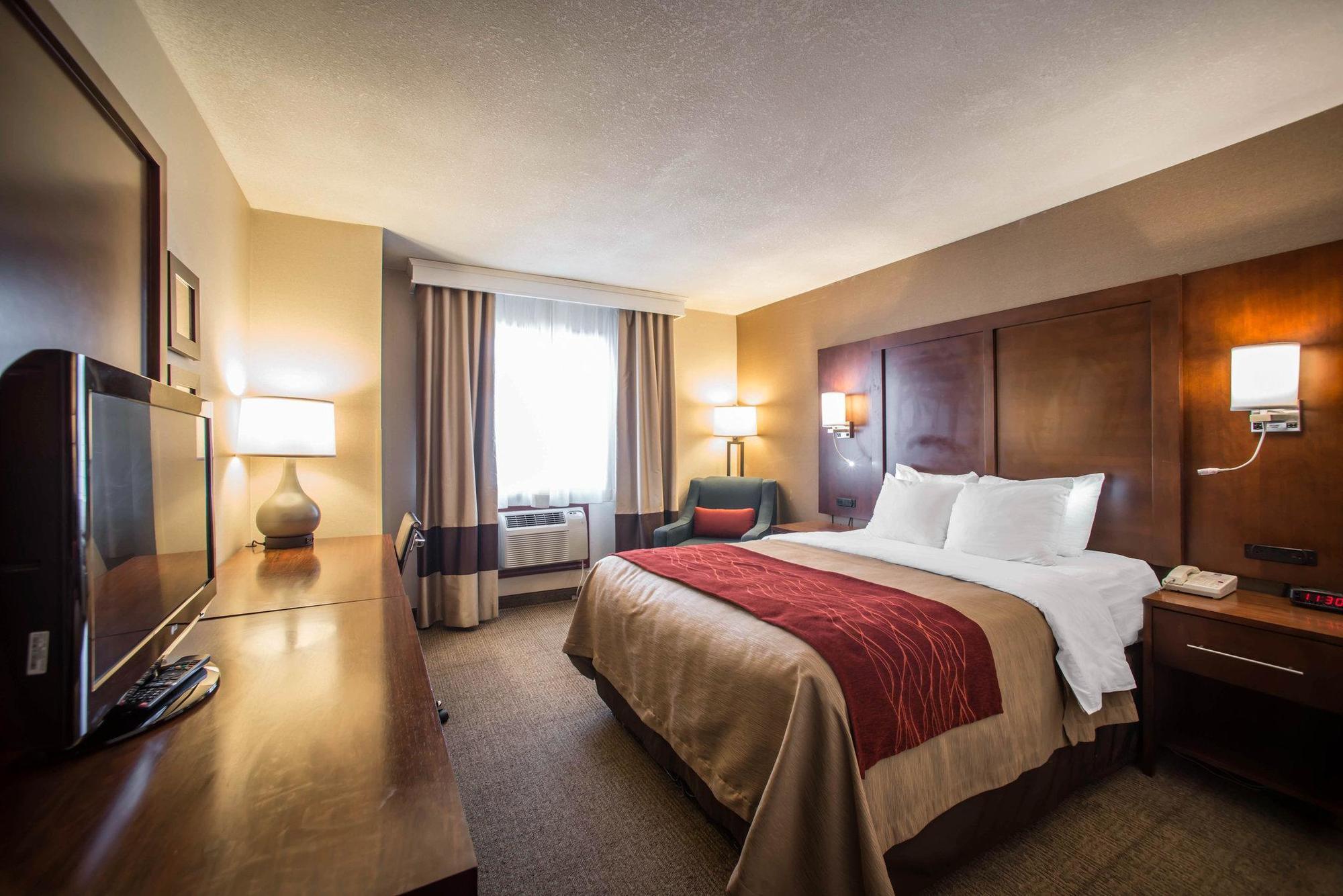 Quality Inn & Suites Boonville - Columbia Экстерьер фото