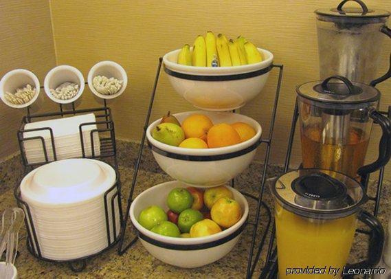 Quality Inn & Suites Boonville - Columbia Экстерьер фото