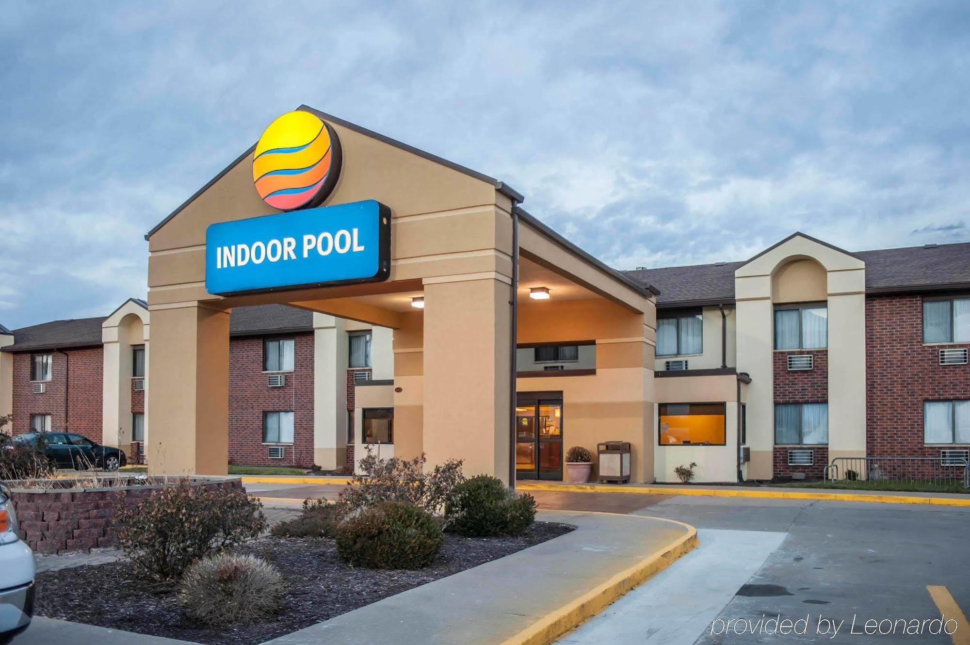 Quality Inn & Suites Boonville - Columbia Экстерьер фото
