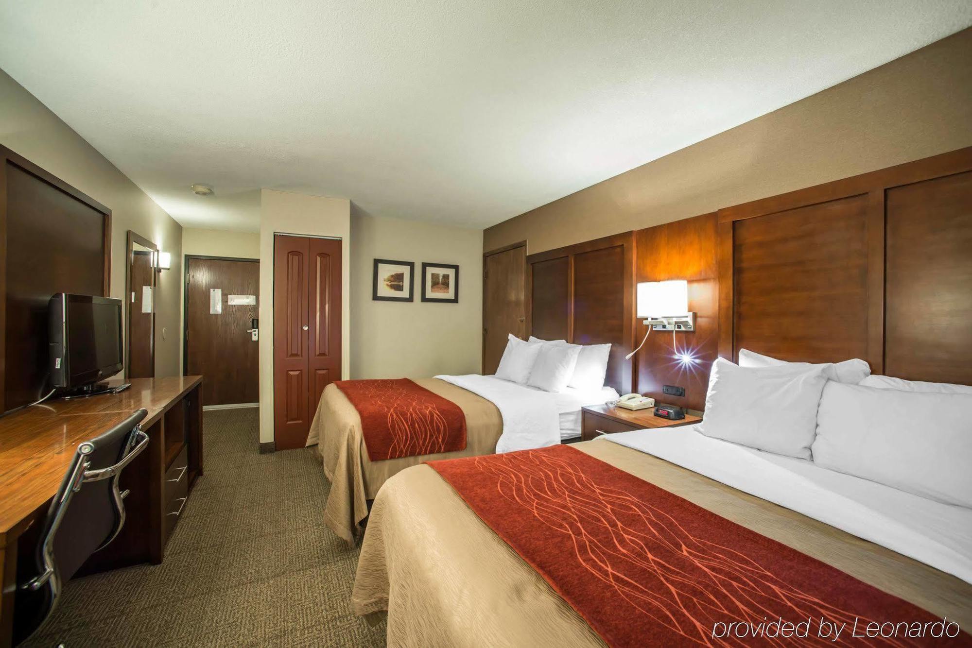 Quality Inn & Suites Boonville - Columbia Экстерьер фото